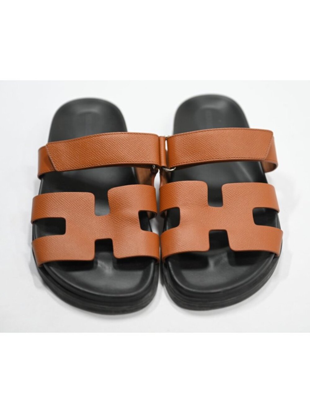 Hermes Chypre Sandal in Naturel - Picture 2 of 8